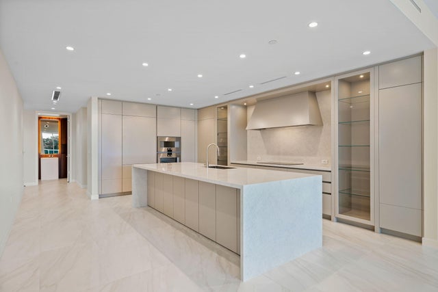 220 Se Mizner Boulevard #418, Boca Raton