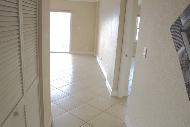 3 of 23 - 2900 Ne 30th St #a8, Fort Lauderdale, FL