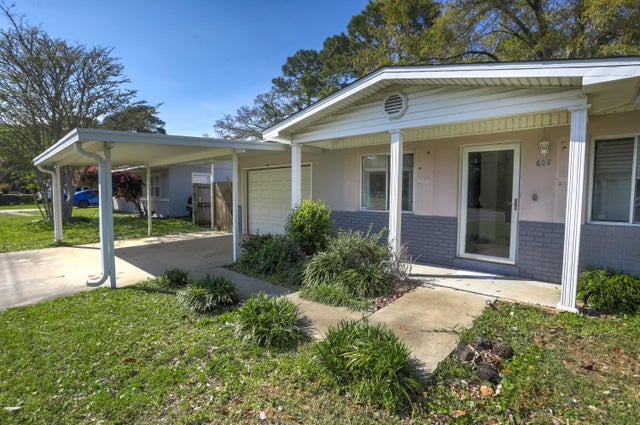 5 of 49 - 607 Hollywood Boulevard E, Mary Esther, FL