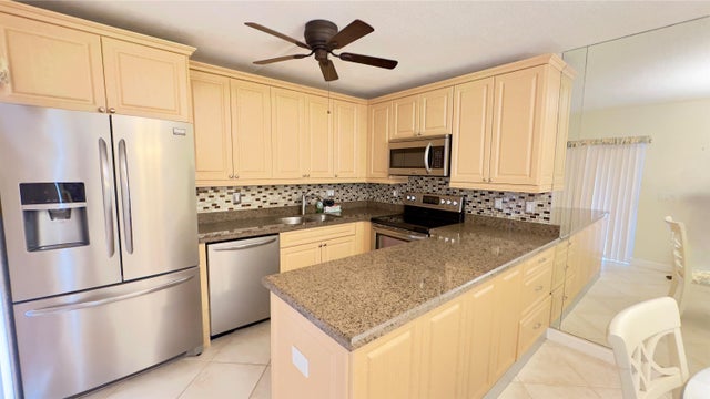 4 of 15 - 2824 Sw 12th Street, Deerfield Beach, FL