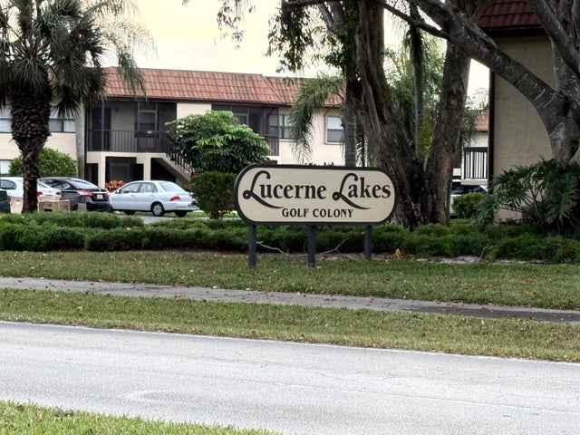 2 of 31 - 7190 Golf Colony Ct #105, Lake Worth, FL