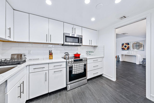 5 of 17 - 2760 S Ocean Blvd #310, Palm Beach, FL