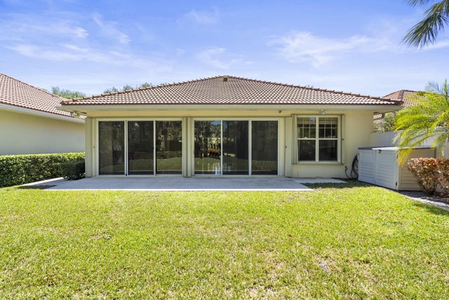 2 of 17 - 199 E Tall Oaks Circle, Palm Beach Gardens, FL