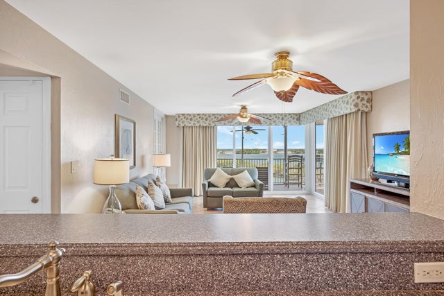 3 of 39 - 4303 Marina Villa Drive, Marathon, FL