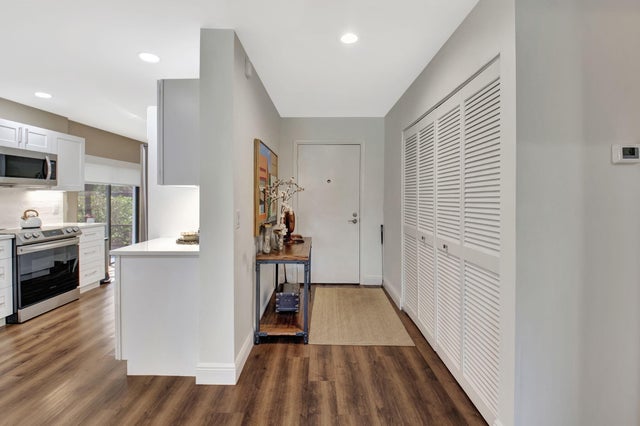 4 of 87 - 27 Eastgate Drive #c, Boynton Beach, FL
