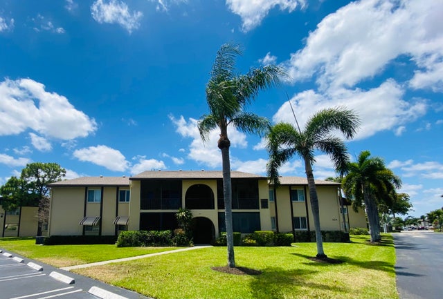 2 of 24 - 334 Pine Ridge Circle #d-2, Greenacres, FL