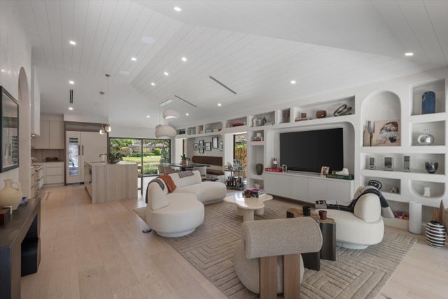 5 of 45 - 11675 Wimbledon Circle, Wellington, FL