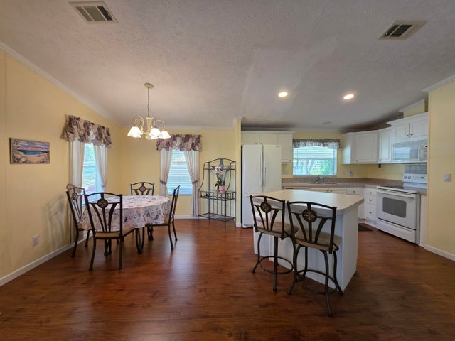 5 of 17 - 4218 6th Court, Lantana, FL