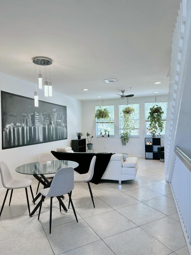 4 of 42 - 750 Millbrae Court #3, West Palm Beach, FL