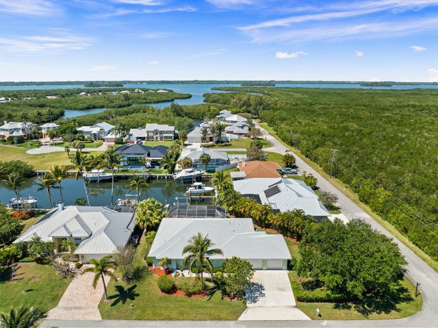 5 of 54 - 139 Commonwealth Court, Hutchinson Island, FL