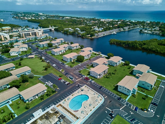 4 of 34 - 880 Horizons W #102, Boynton Beach, FL