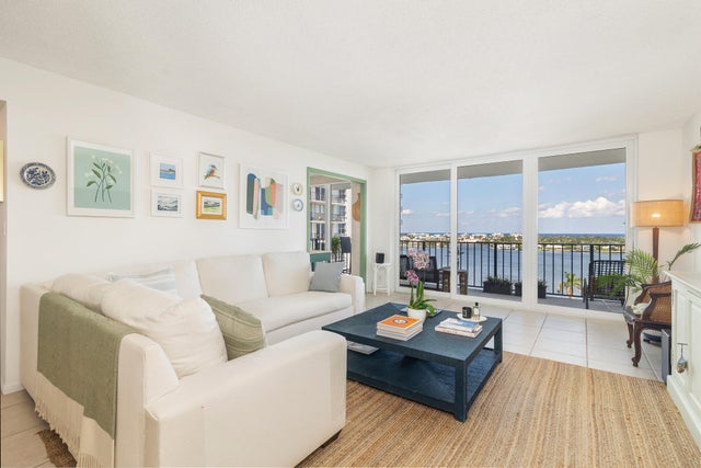 1 of 19 - 1701 S Flagler Drive #1207, West Palm Beach, FL