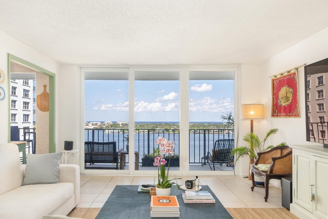 2 of 19 - 1701 S Flagler Drive #1207, West Palm Beach, FL