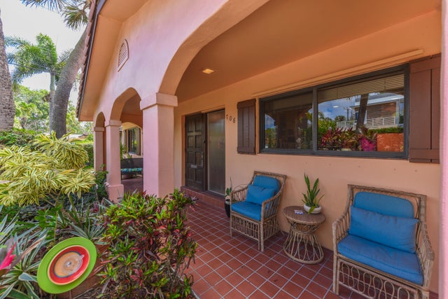 4 of 32 - 708 Nw 6th Drive, Boca Raton, FL