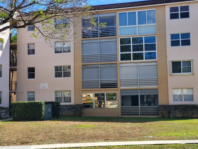3 of 24 - 2811 Somerset Dr #404, Lauderdale Lakes, FL