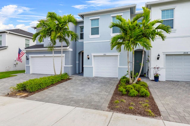 1 of 28 - 1810 Se Ocean Cove Wy, Stuart, FL