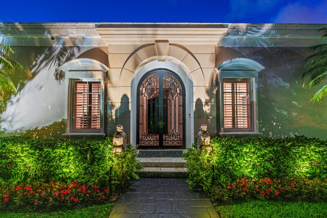 4 of 67 - 710 N County Rd, Palm Beach, FL