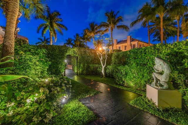5 of 67 - 710 N County Rd, Palm Beach, FL