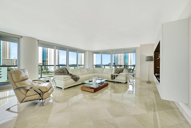 5 of 66 - 16400 Collins Avenue #641, Sunny Isles Beach, FL