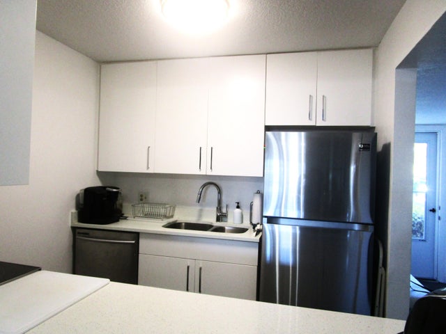 3 of 16 - 12005 Poinciana Blvd #101, Royal Palm Beach, FL