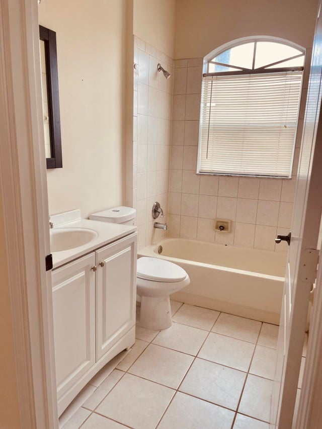 4 of 12 - 11897 Sturbridge Lane, Wellington, FL