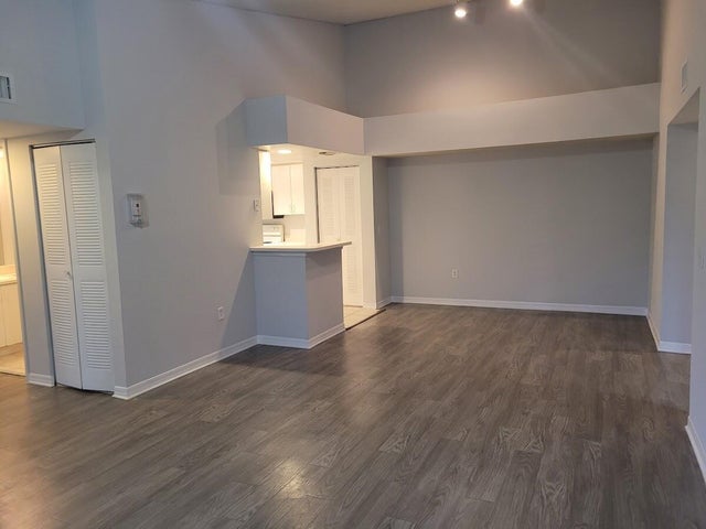 1 of 27 - 4197 N Haverhill Road #212, West Palm Beach, FL