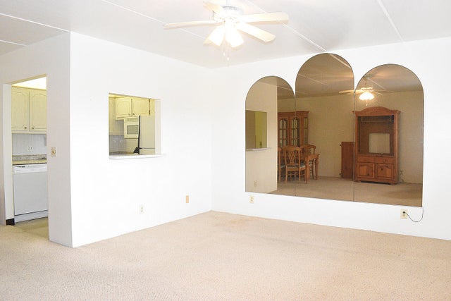 3 of 35 - 300 Village Green Circle S #220, Palm Springs, FL