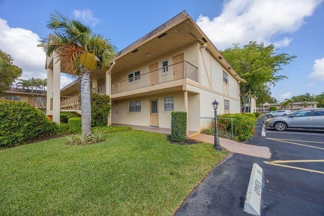 1 of 18 - 1700 Dover Road #216-a, Delray Beach, FL