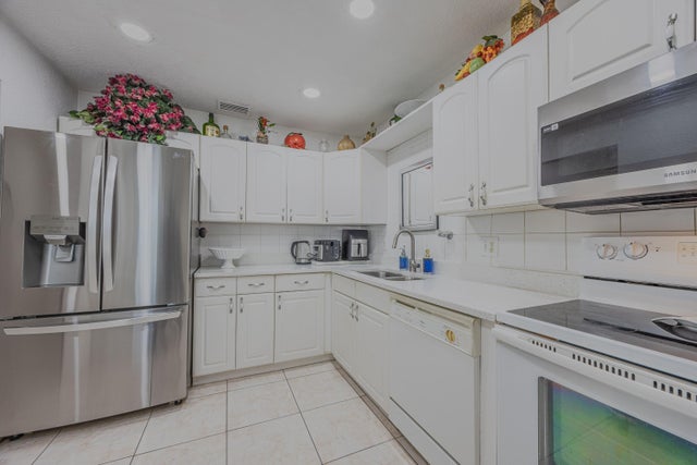 4 of 18 - 1700 Dover Road #216-a, Delray Beach, FL