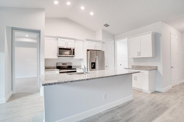 4 of 22 - 2226 Sw Cree Road, Port Saint Lucie, FL