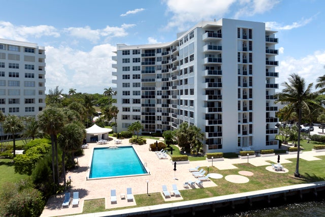 3 of 18 - 2800 N Flagler Dr #207, West Palm Beach, FL