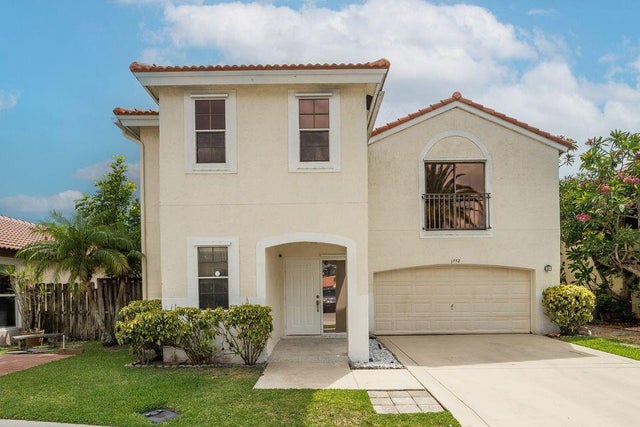 1 of 34 - 1752 Shoreside Circle, Wellington, FL
