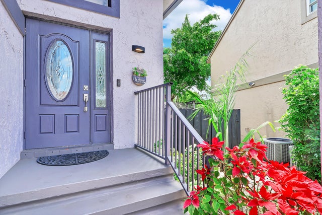 4 of 54 - 3750 Nw 73rd Way, Coral Springs, FL