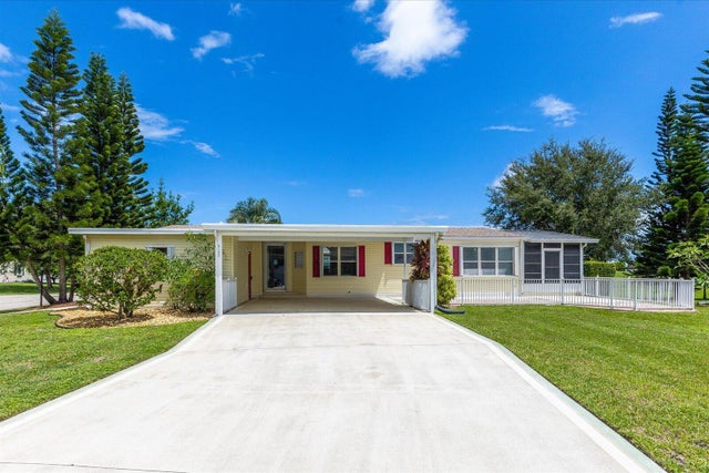 2 of 55 - 8102 9th Hole Drive, Port Saint Lucie, FL