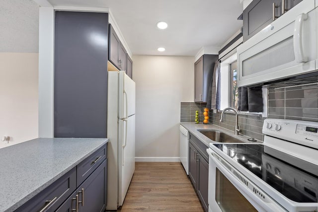 5 of 19 - 6120 Ne Forest Hill Boulevard #103, West Palm Beach, FL