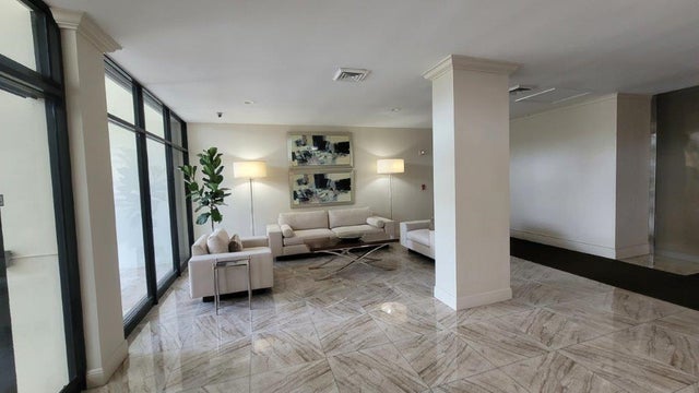 4 of 35 - 2000 Presidential Way #1105, West Palm Beach, FL