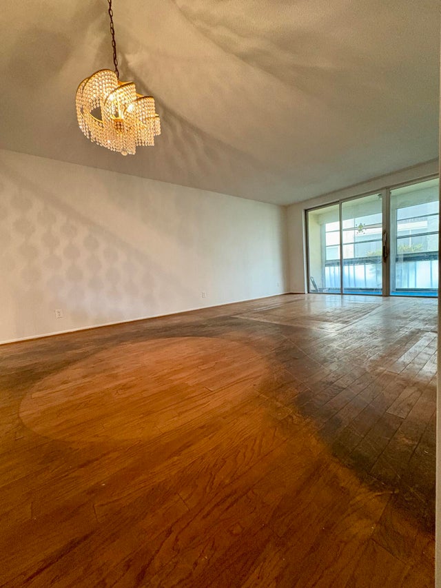 3 of 16 - 2540 Boundbrook Boulevard #110, Palm Springs, FL