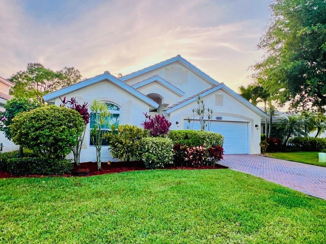 3 of 41 - 8045 Se Morningwood Place, Hobe Sound, FL