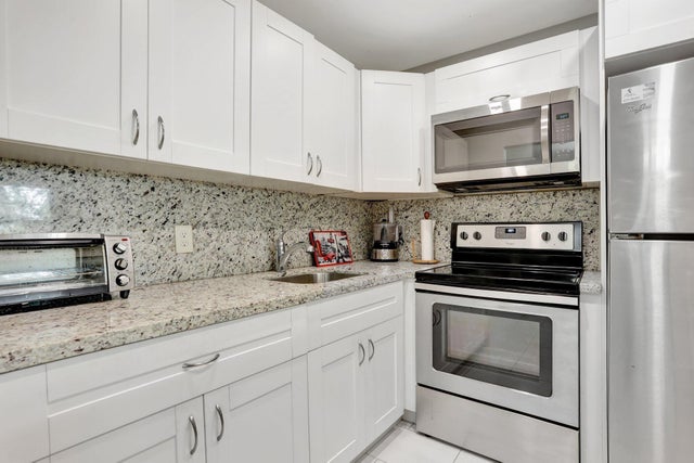 2 of 79 - 3028 Berkshire B, Deerfield Beach, FL
