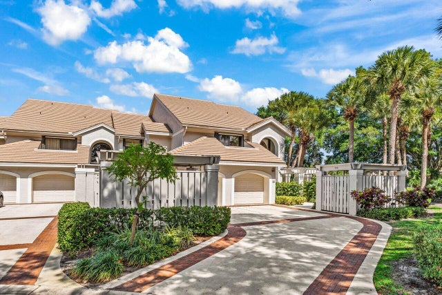 1 of 37 - 3881 Back Bay Dr #120, Jupiter, FL