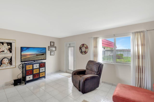 4 of 45 - 78 Seville F, Delray Beach, FL