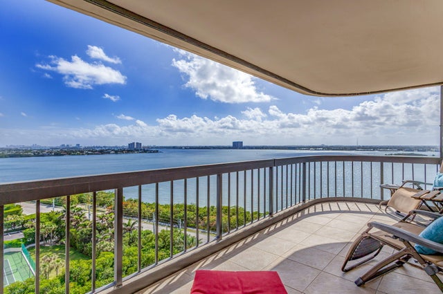 4 of 105 - 5380 N Ocean Dr #15 A, Singer Island, FL