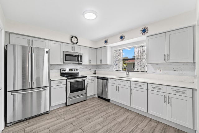 4 of 32 - 9975 Ligustrum Tree Way #b, Boynton Beach, FL