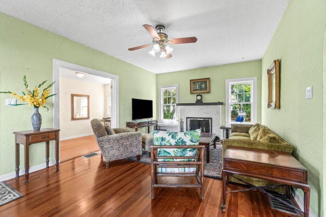 4 of 27 - 924 Almeria Road, West Palm Beach, FL
