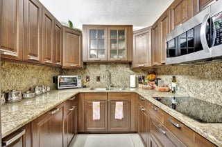 Photo of Listing #RX-11078968