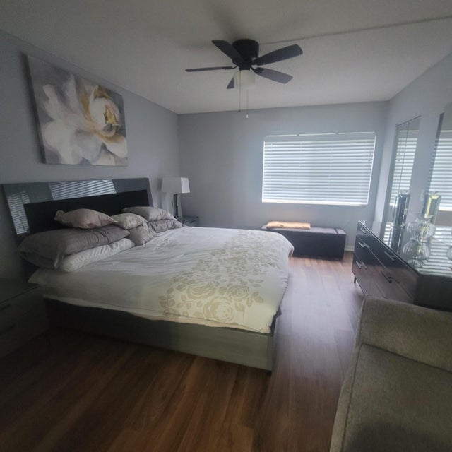 3 of 13 - 301 Pine Ridge Cir #b-1, Greenacres, FL