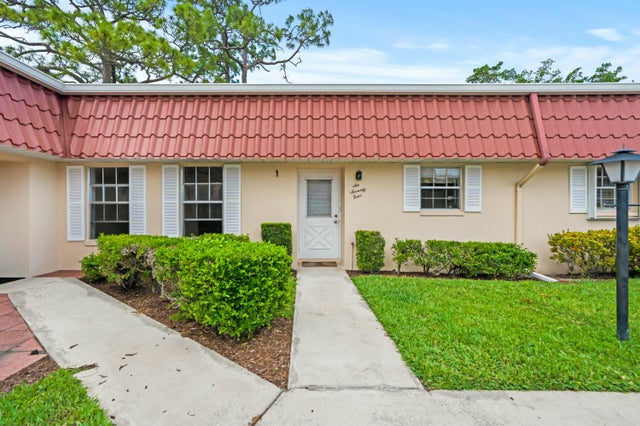 1 of 28 - 674 Laconia Circle, Lake Worth, FL