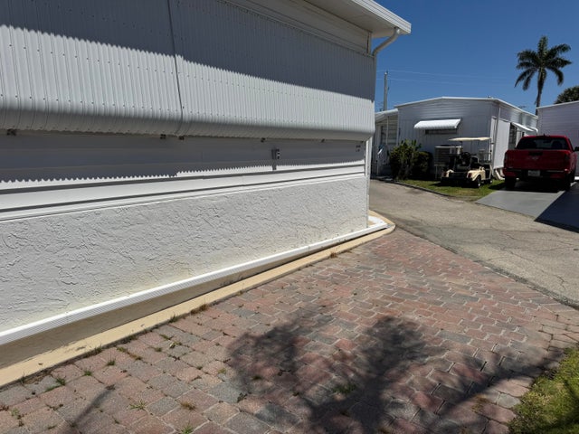 5 of 29 - 204 Palm Drive #i, Briny Breezes, FL