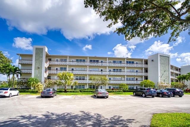 1 of 46 - 127 Southampton B #127, West Palm Beach, FL