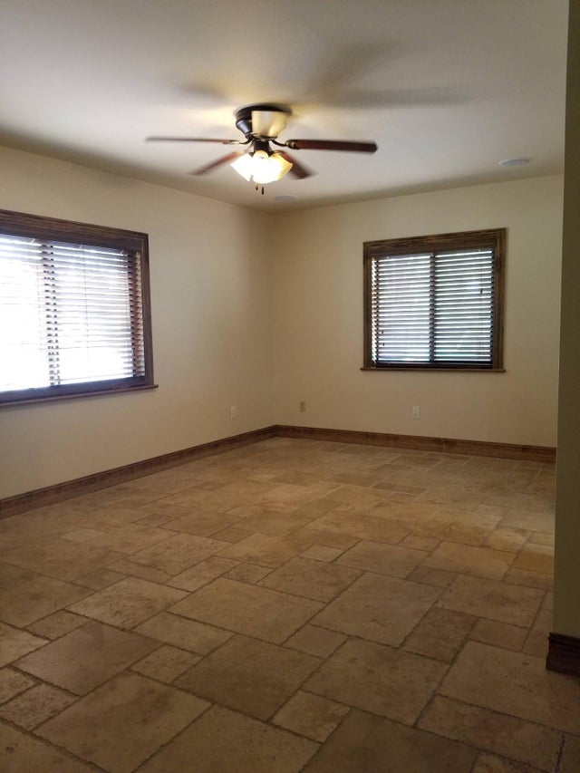 5 of 14 - 18421 Nw 82nd Avenue, Hialeah, FL
